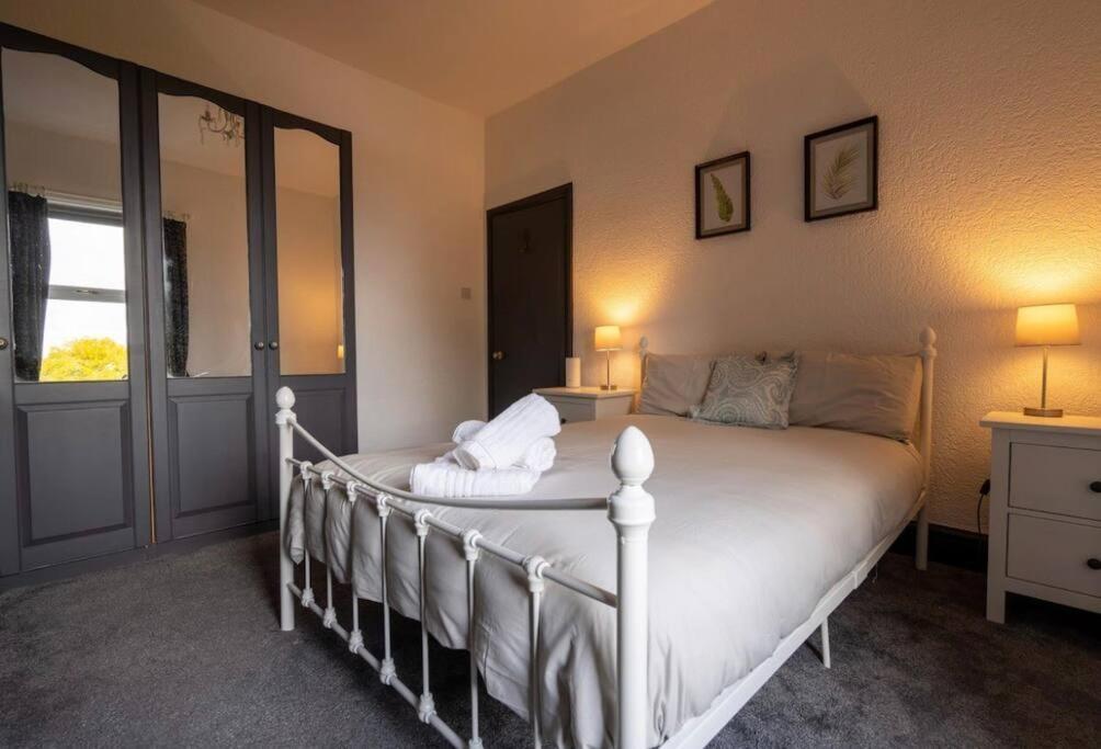 Spacious Town House 리탬 세인트 앤스 외부 사진